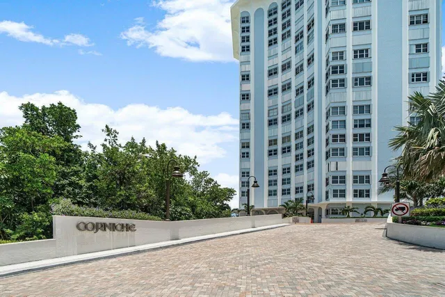 Corniche Singer Island Unit 102 photo 39