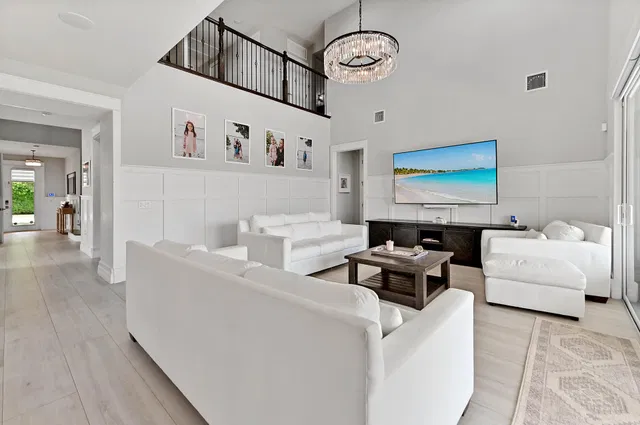 Residence photo 16
