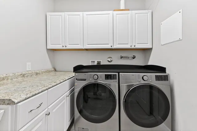 Residence photo 26