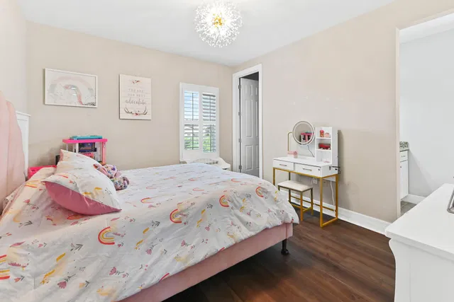 Residence photo 37