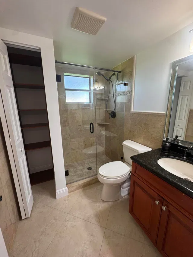 Unit 101 photo 25