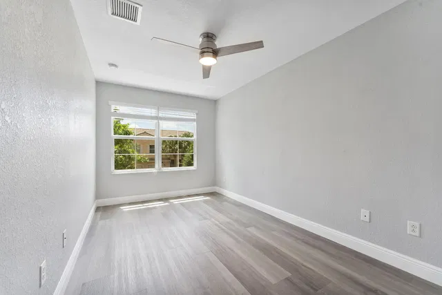 Residence photo 21