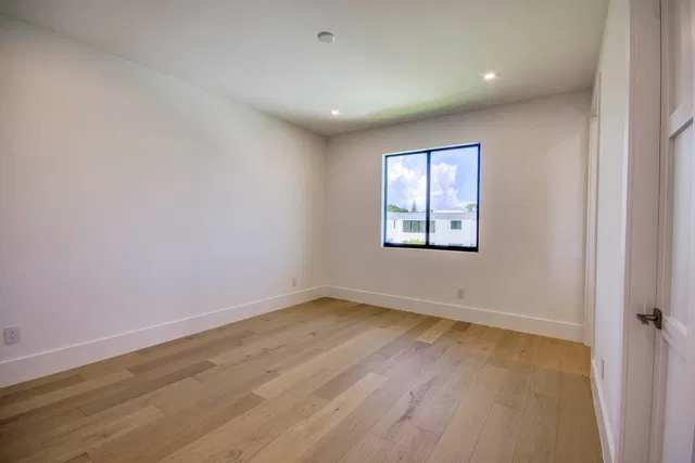  Residence photo 33