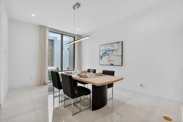 Moderne Boca Residence photo 17