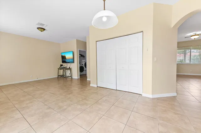 Residence photo 11