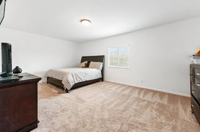 Residence photo 20