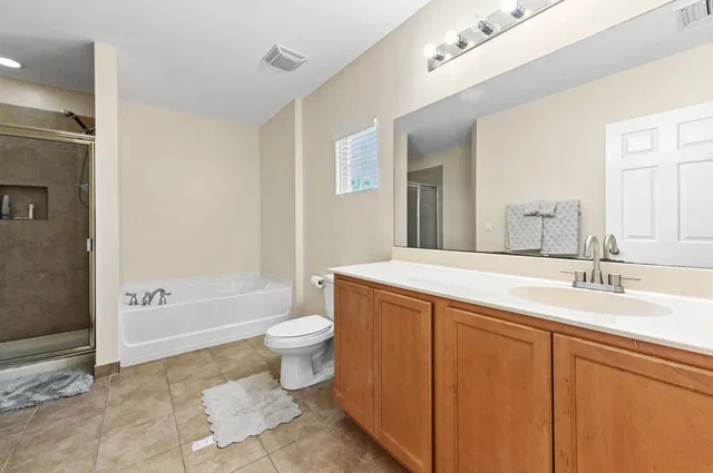 Residence photo 22