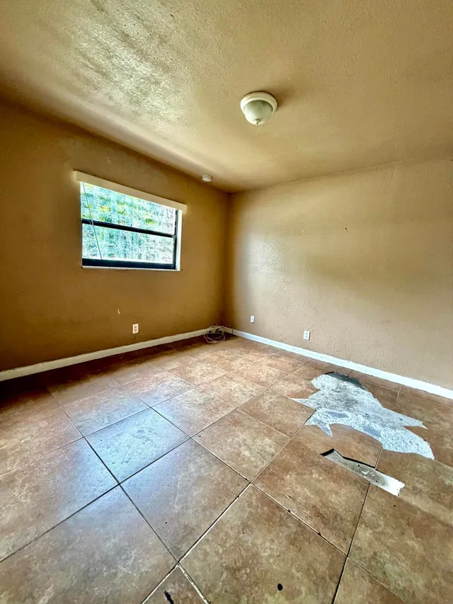 Residence photo 15