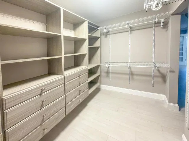 Unit 102 photo 18