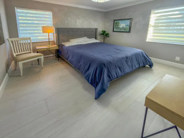 Unit 102 photo 21