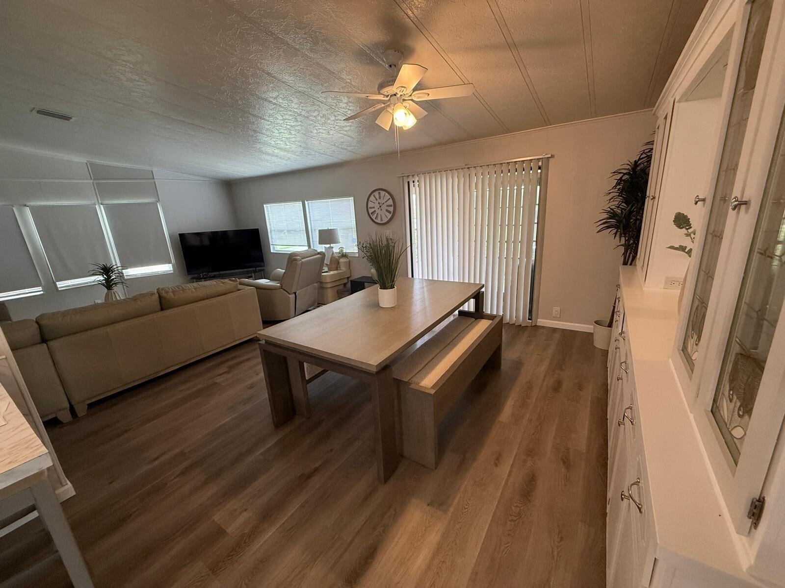 Residence photo 6