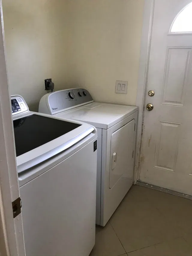  Residence photo 9