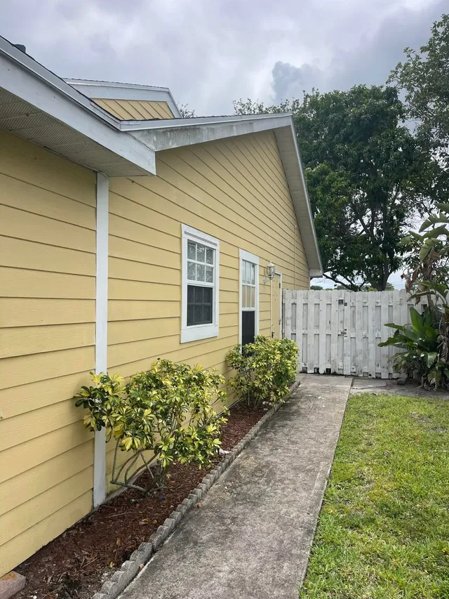  Residence photo 18
