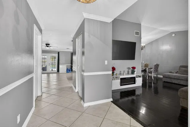 Residence photo 6