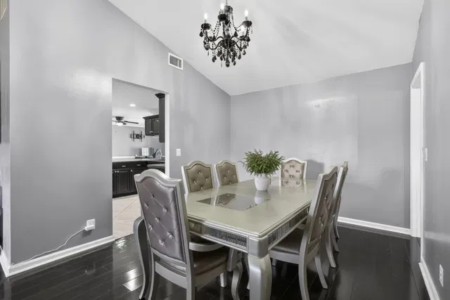 Residence photo 9