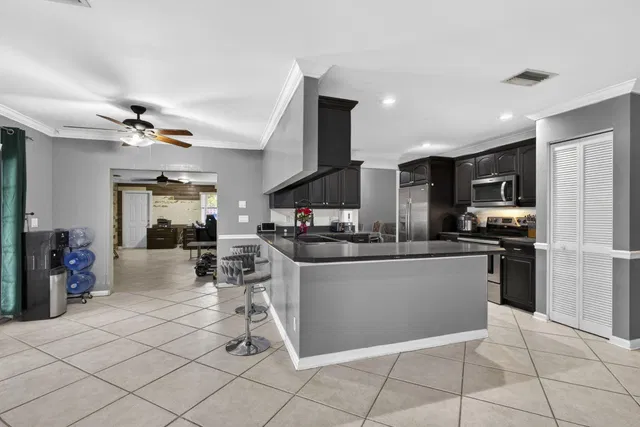Residence photo 14
