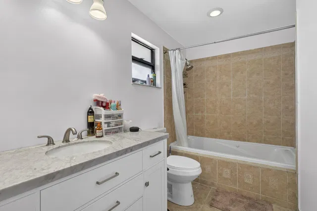 Residence photo 41