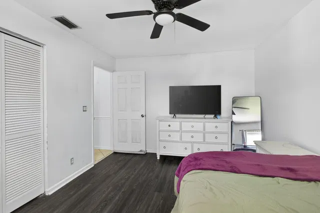 Residence photo 77