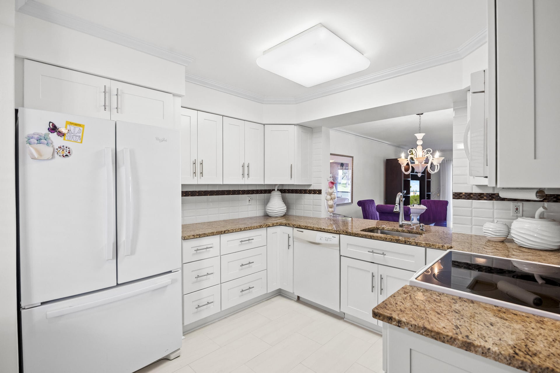 Unit 105 photo 12