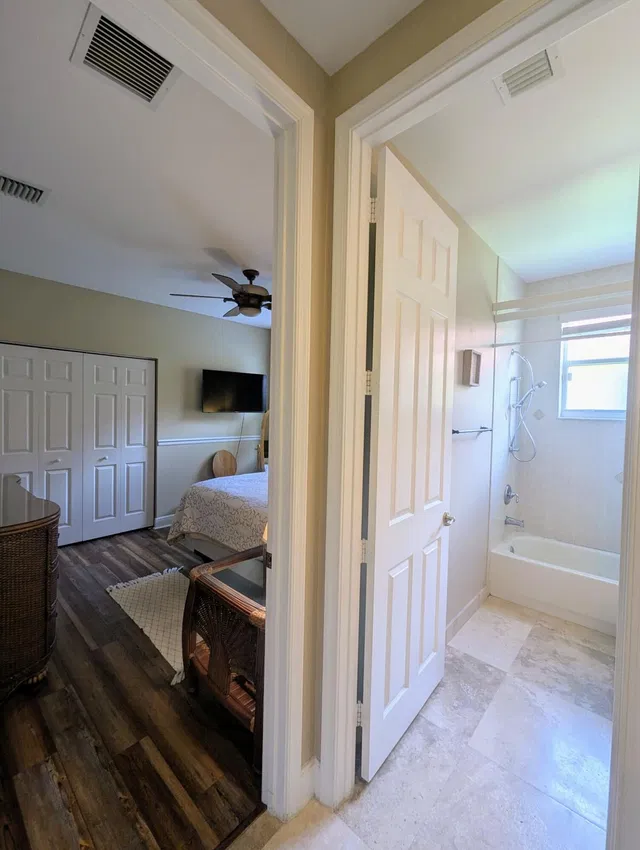 Residence photo 54