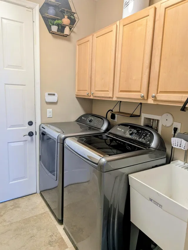 Residence photo 58