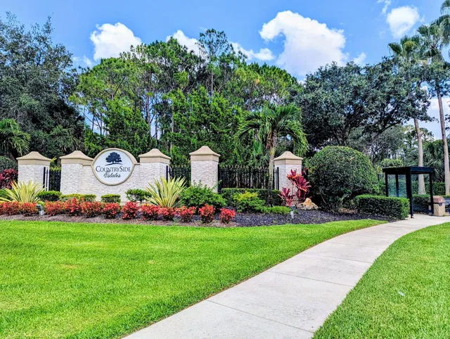 Residence photo 62