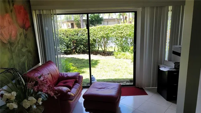 Unit 101 photo 14
