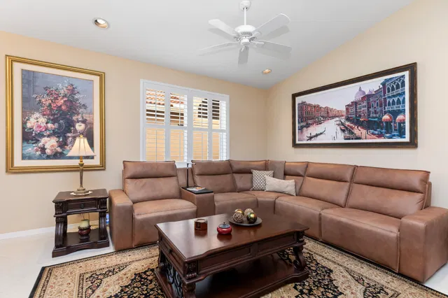 Residence photo 5
