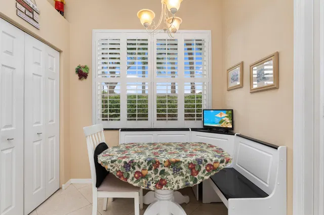 Residence photo 11
