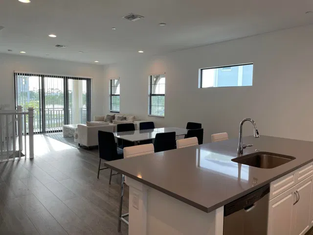 Alton Homes Palm Beach Gardens Residence photo 4