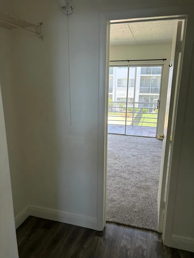  Unit C9 photo 11