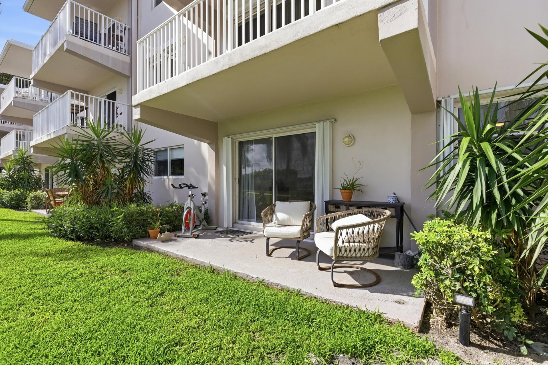 Unit 104 photo 20