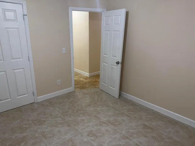 West Palm Beach Residence photo 13