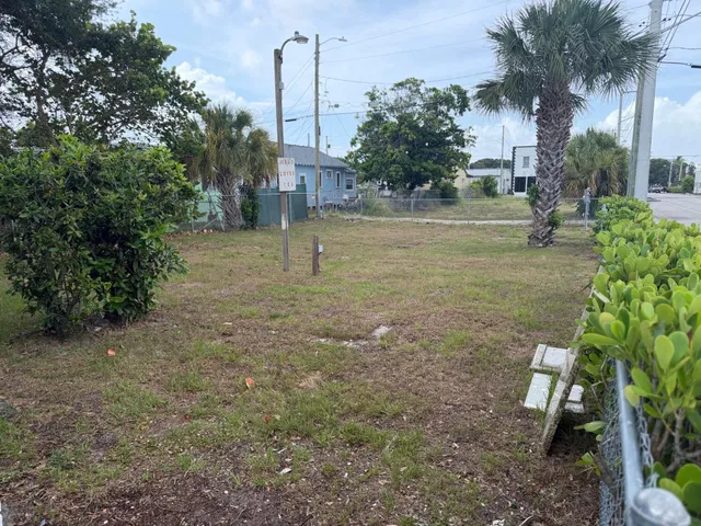 West Palm Beach Residence photo 18