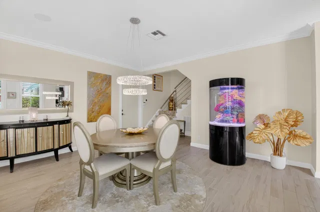 Woodfield Country Club Residence photo 25