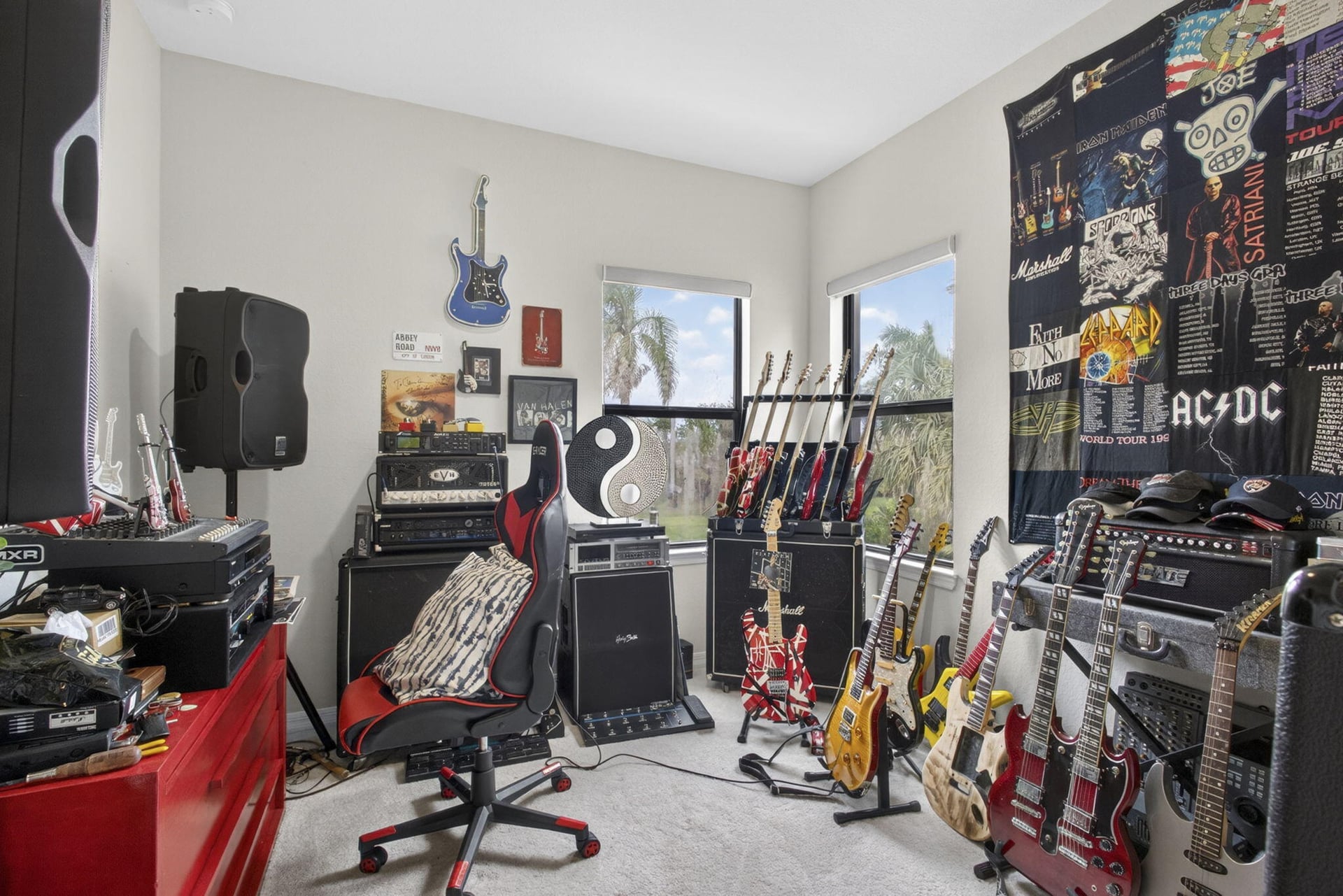 Residence photo 12