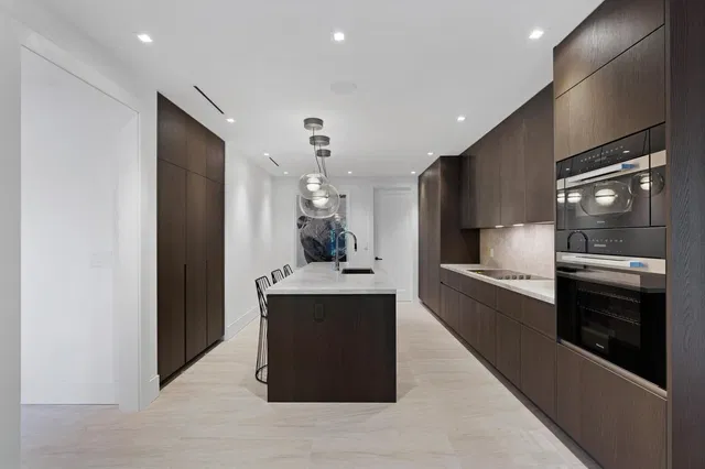 Residence photo 20