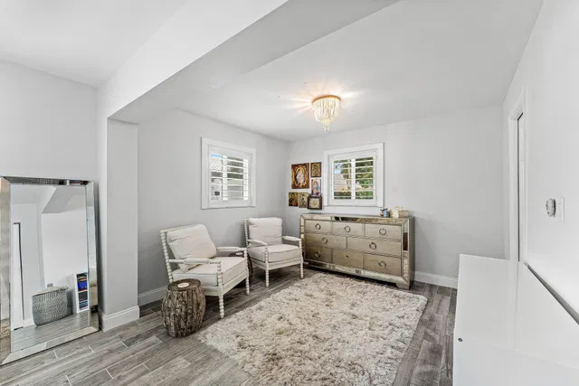 Residence photo 23