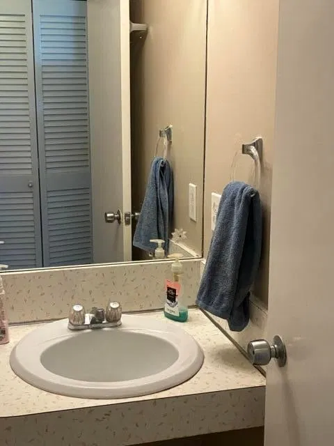 Unit 202 photo 14