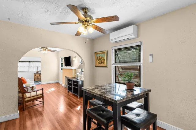 Residence photo 9