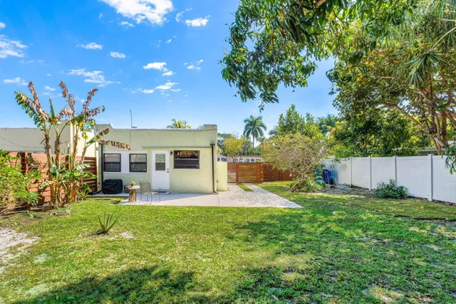 Residence photo 31