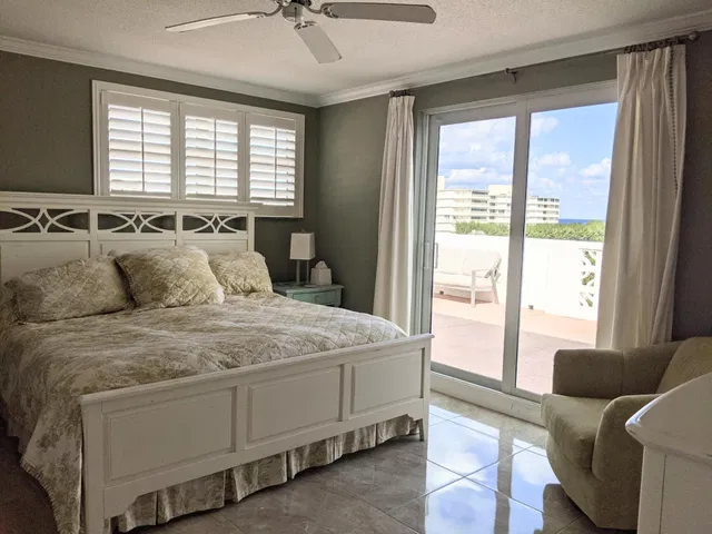 2840 S Ocean Palm Beach Unit 6110 photo 18