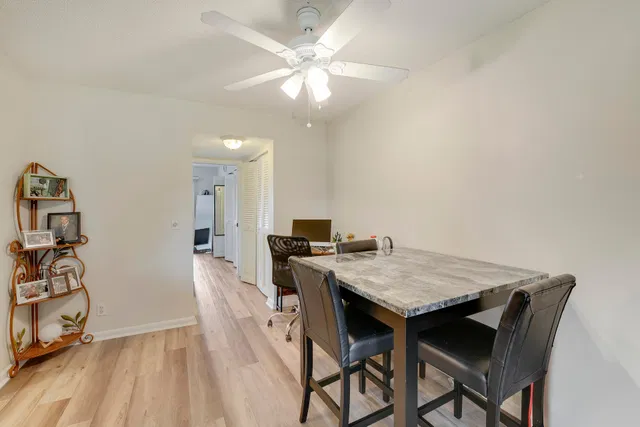 Residence photo 5