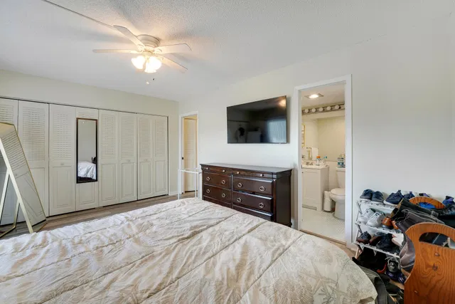 Residence photo 9