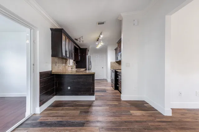 Residence photo 15