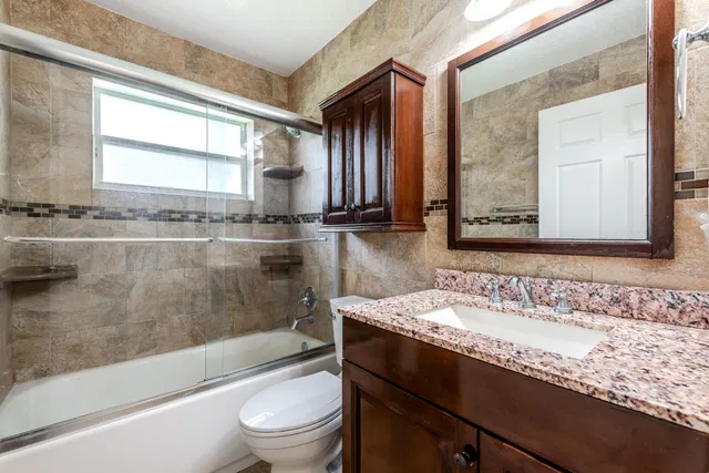 Residence photo 24