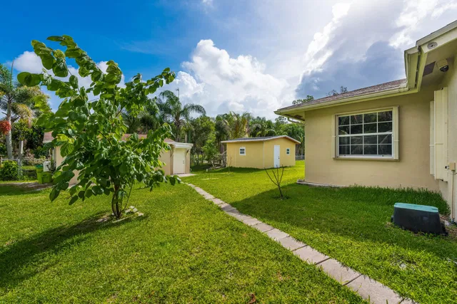 Residence photo 29