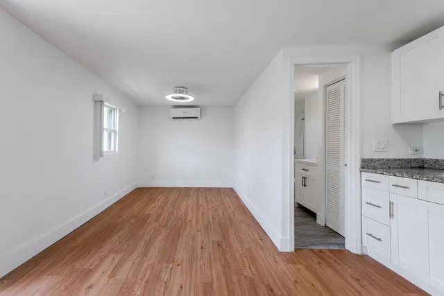 Residence photo 38