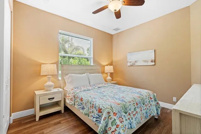 Residence photo 29