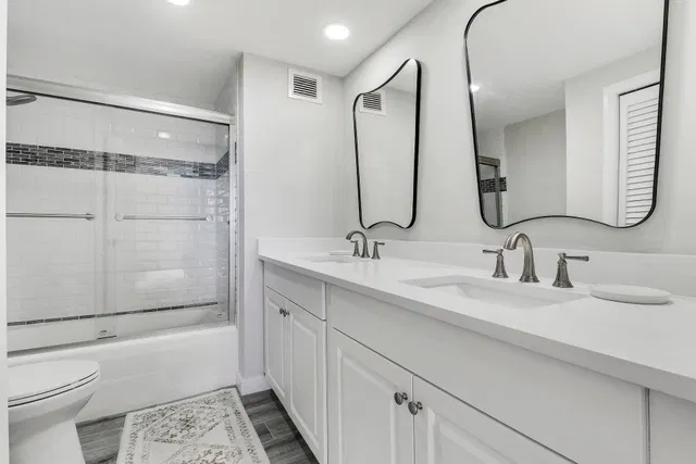 Singer Island Unit 1b photo 10